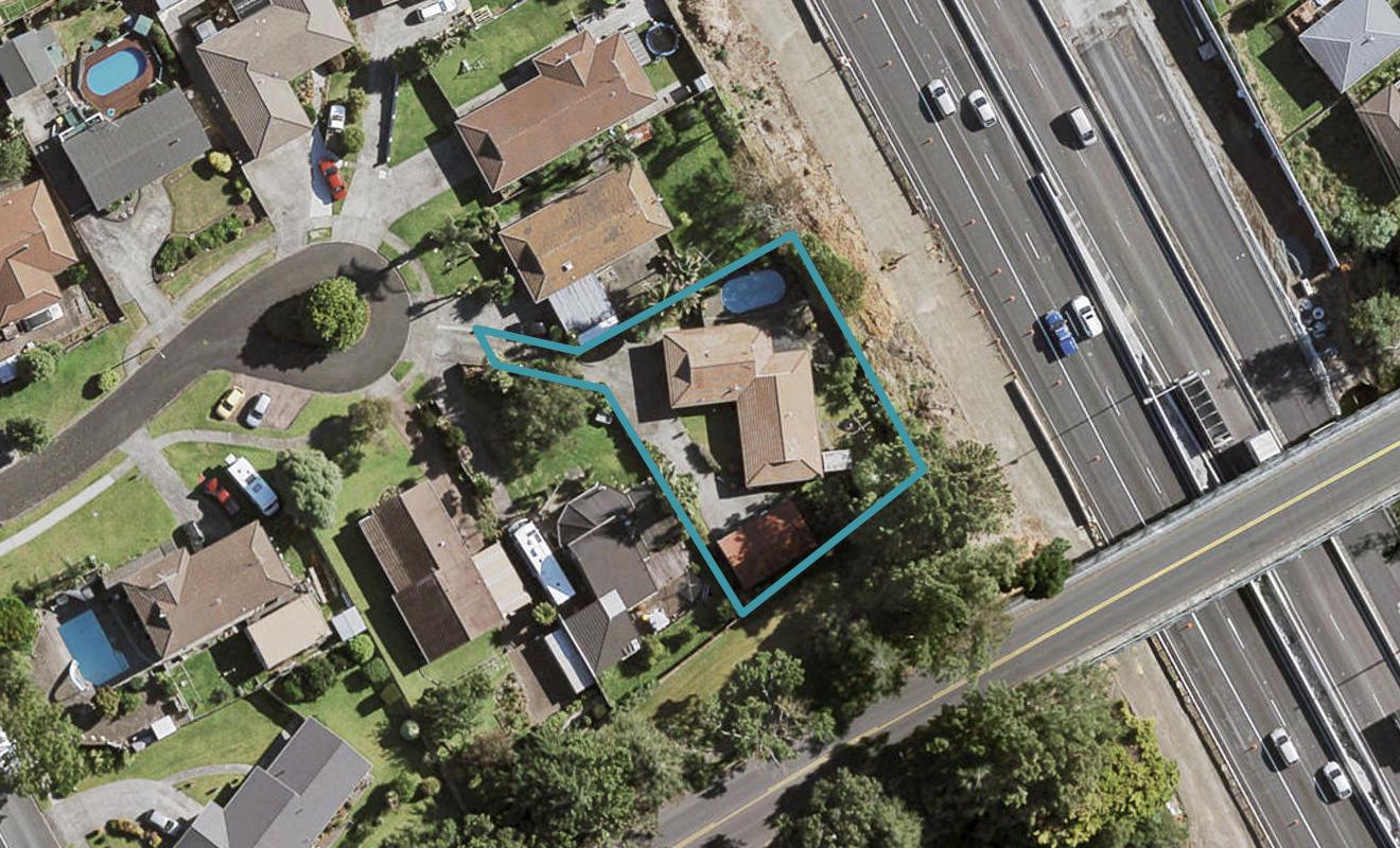 7 Palando Place, Conifer Grove, Takanini - Carousel 1