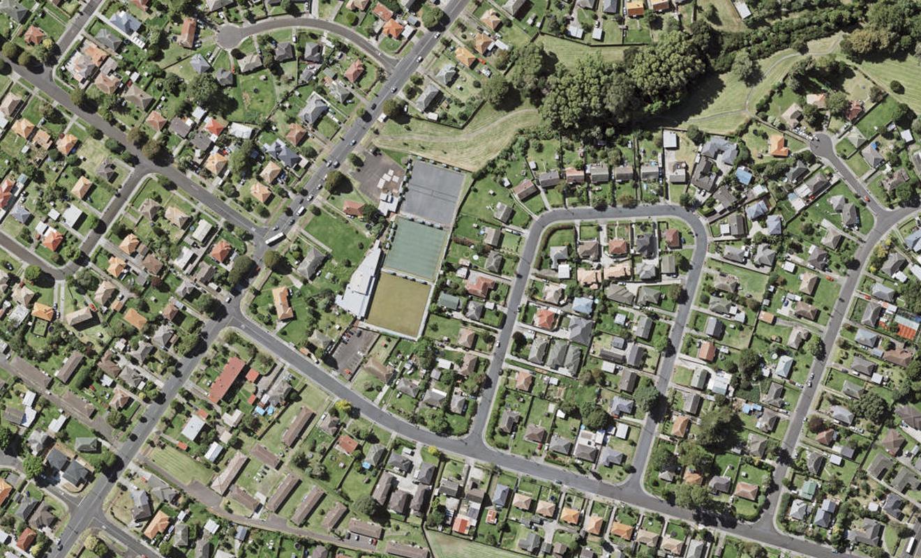 6/9 Coral Crescent, Panmure, Auckland - Carousel 1