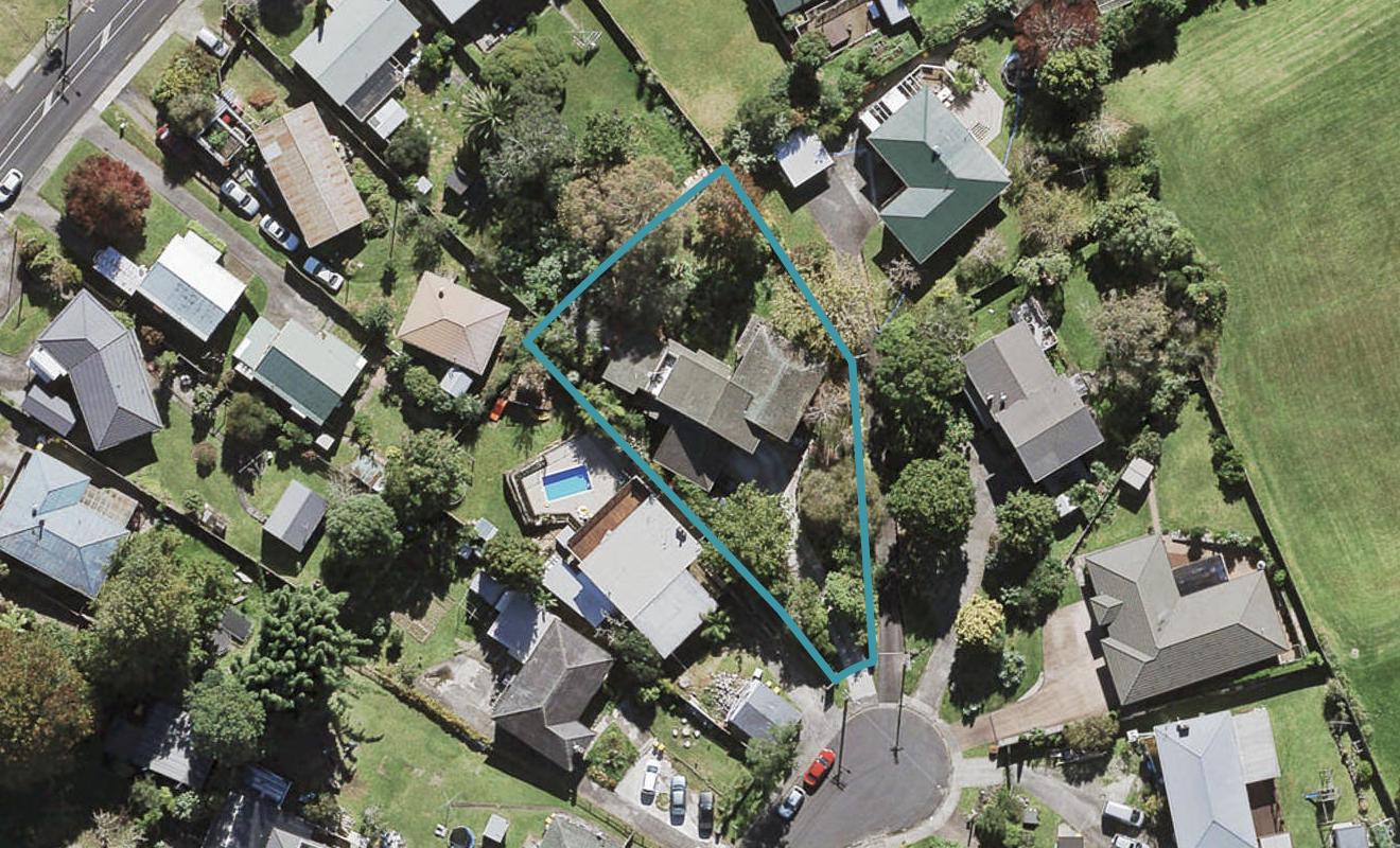 20 Marie Crescent, Te Atatu South, Auckland - Carousel 1