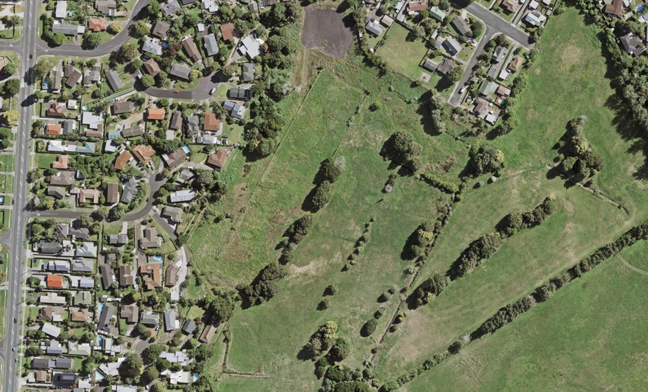 8 Stableford Crescent, Ōpaheke, Papakura - Carousel 1