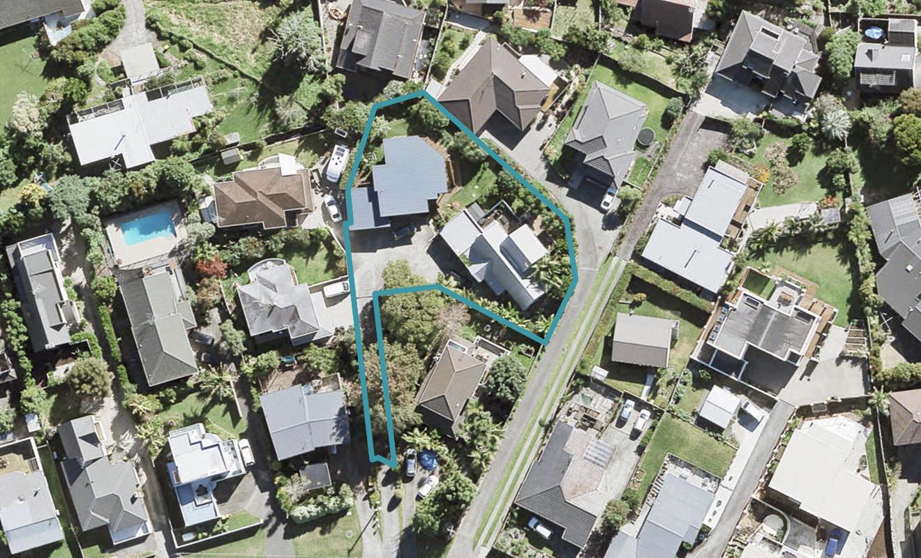 2/131 Carlisle Road, Northcross, Auckland - Carousel 1