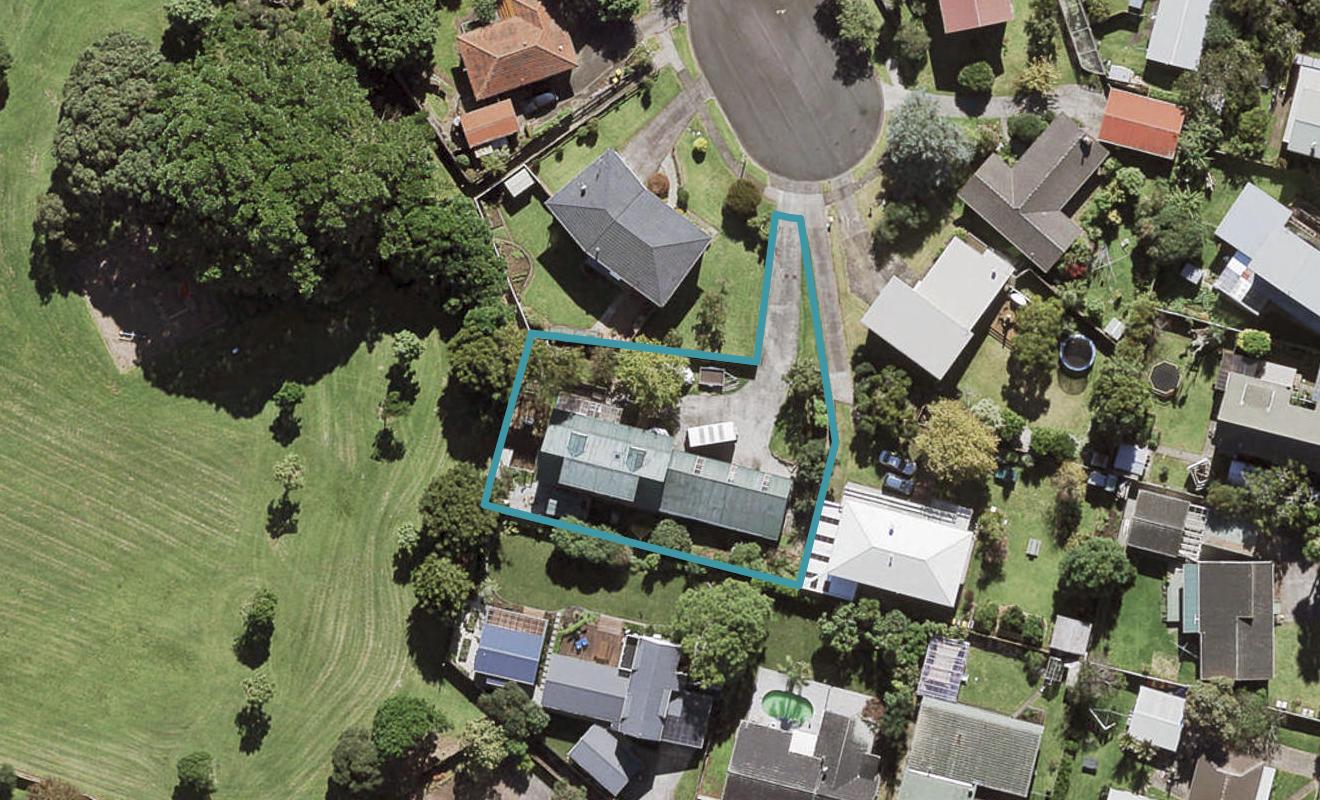 7 Witla Court, Mangere Bridge, Auckland - Carousel 1
