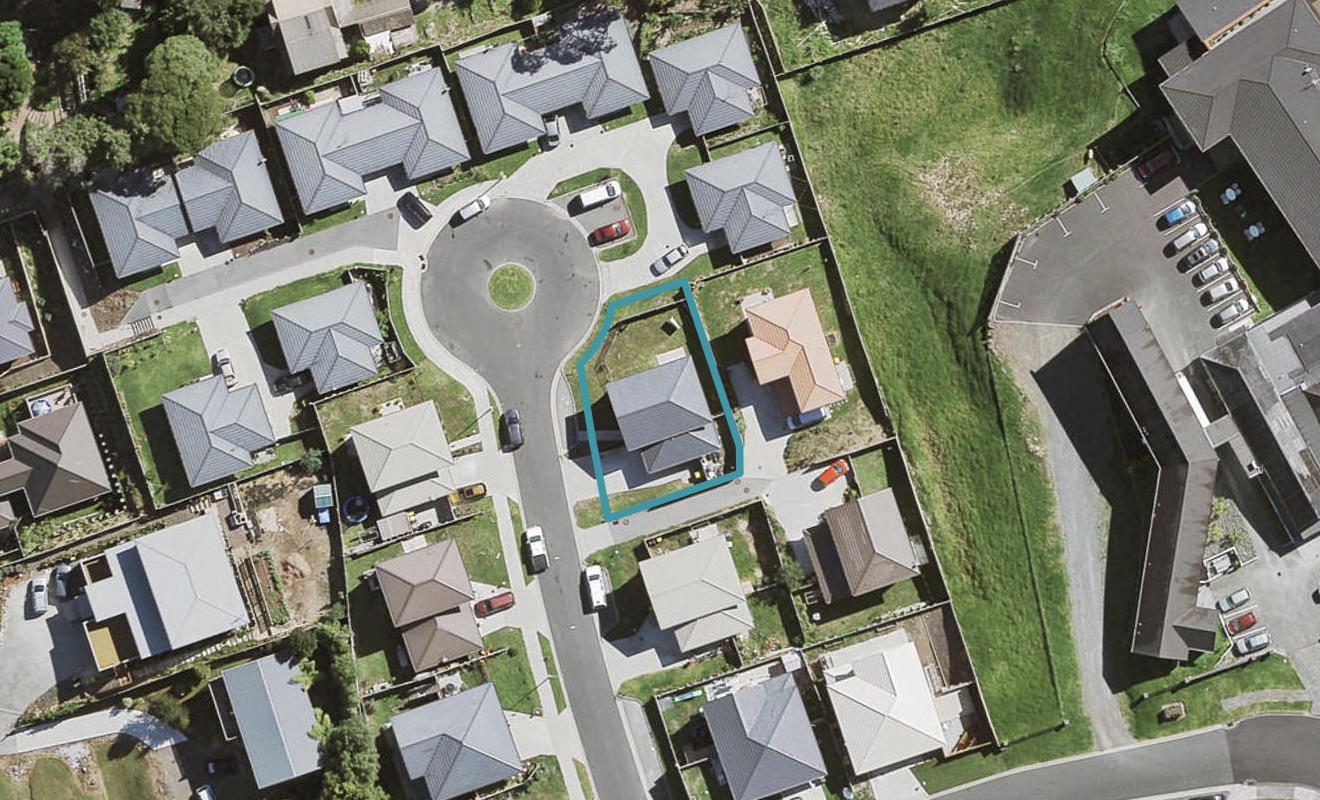 31 Denver Avenue, Sunnyvale, Auckland - Carousel 1