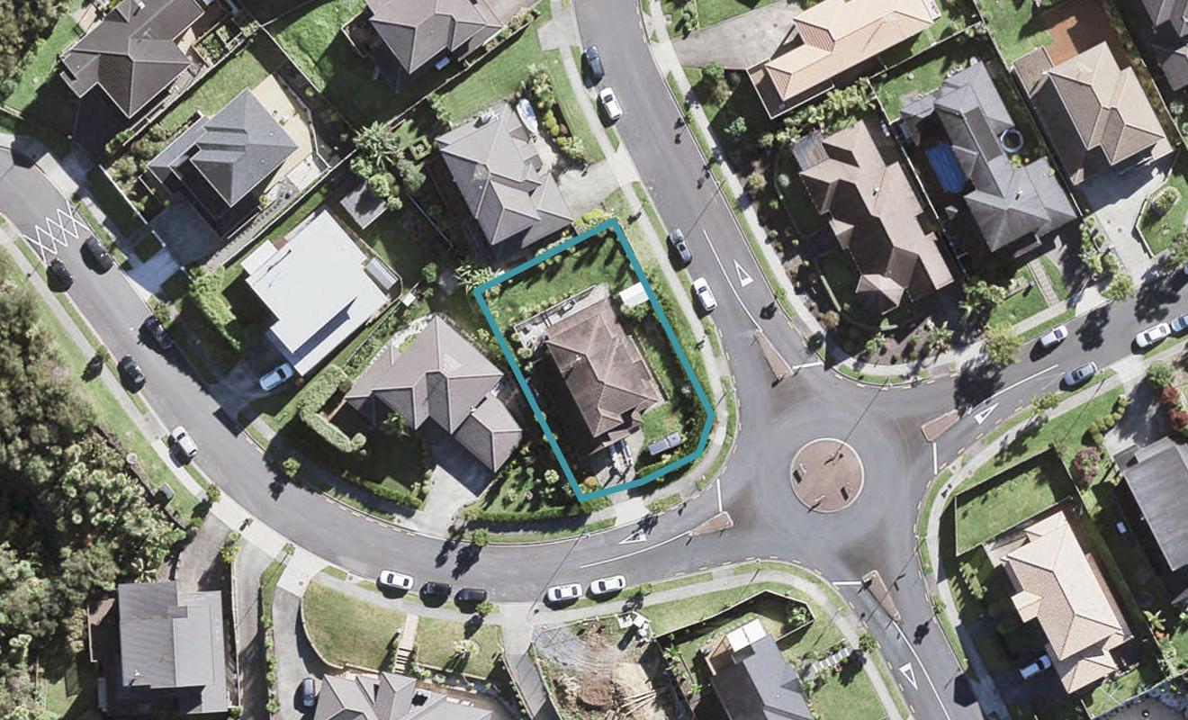 19 Hornbill Drive, Fairview Heights, Auckland - Carousel 1