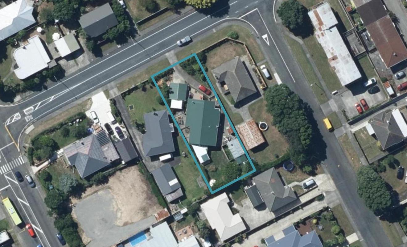 6 Jillett Street, Titahi Bay, Porirua - Carousel 1