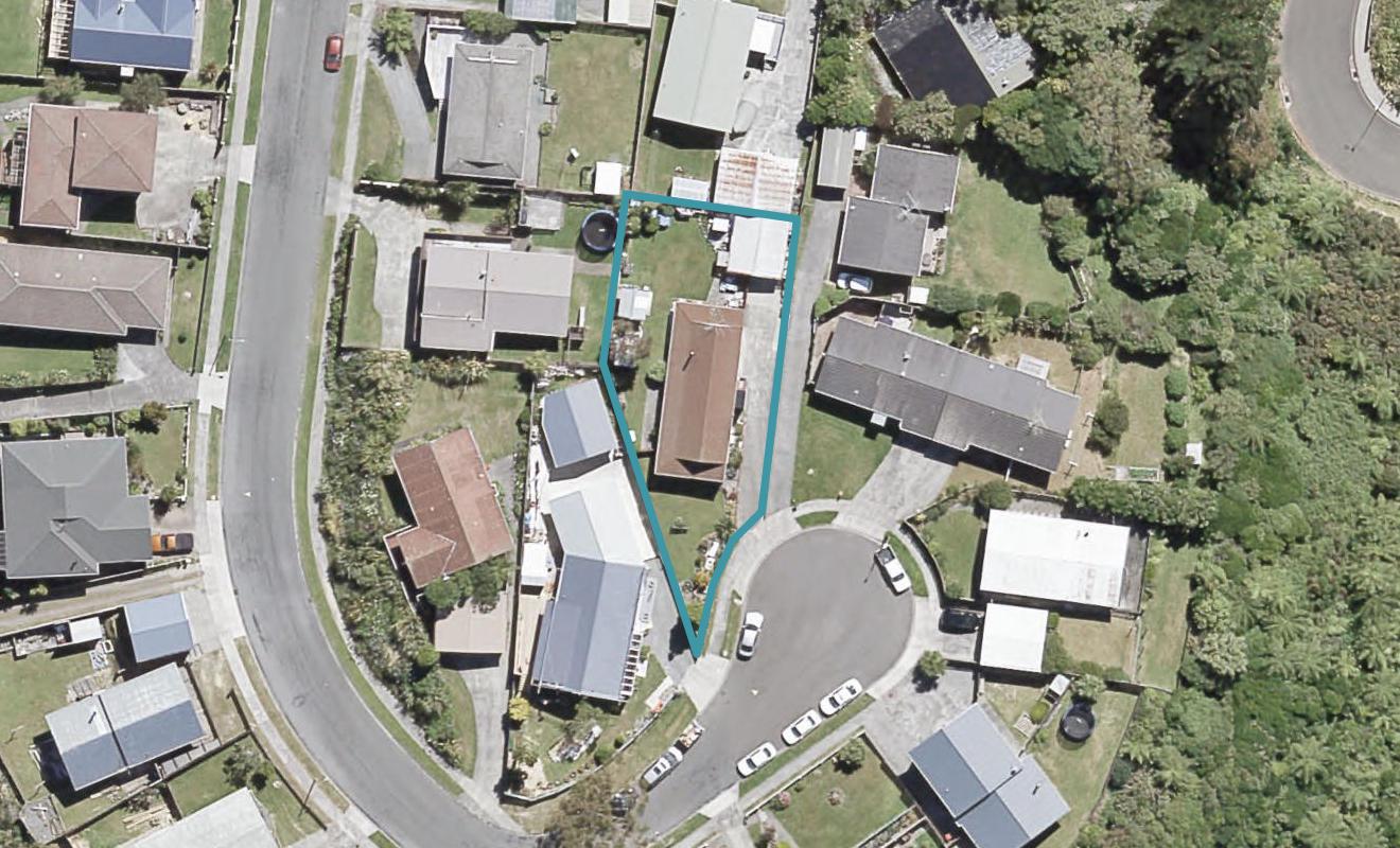 2 Owaka Close, Kelson, Lower Hutt - Carousel 1
