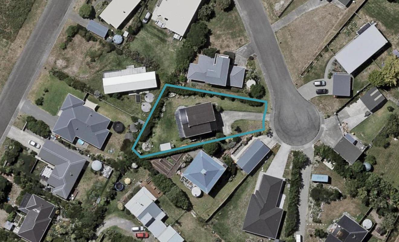 7 Sylvia Way, Te Horo Beach - Carousel 1