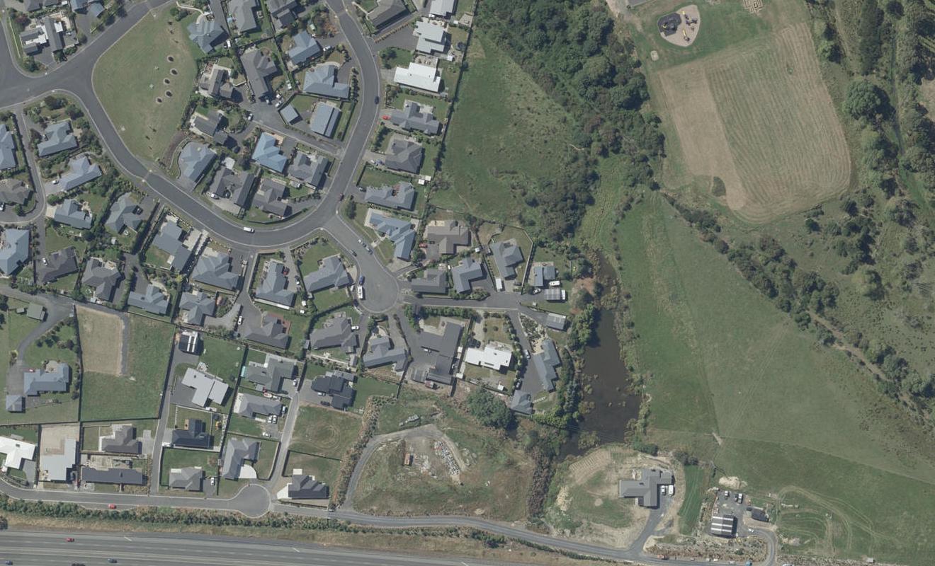 34B Holyport Close, Fairfield, Dunedin - Carousel 1