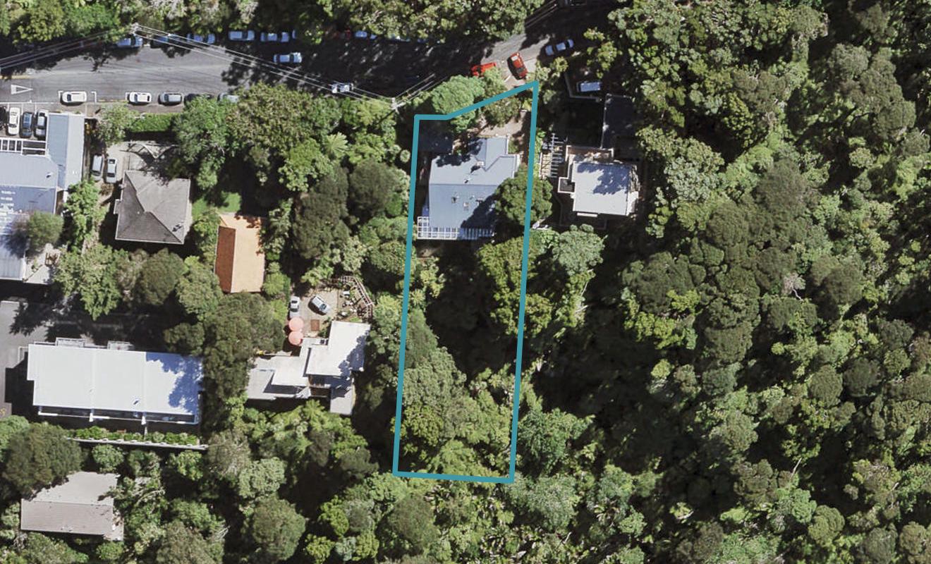112 Park Road, Titirangi, Auckland - Carousel 1