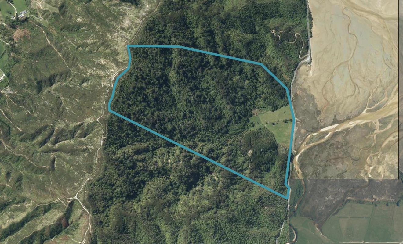 1712 Abel Tasman Drive, Wainui Bay, Takaka - Carousel 1