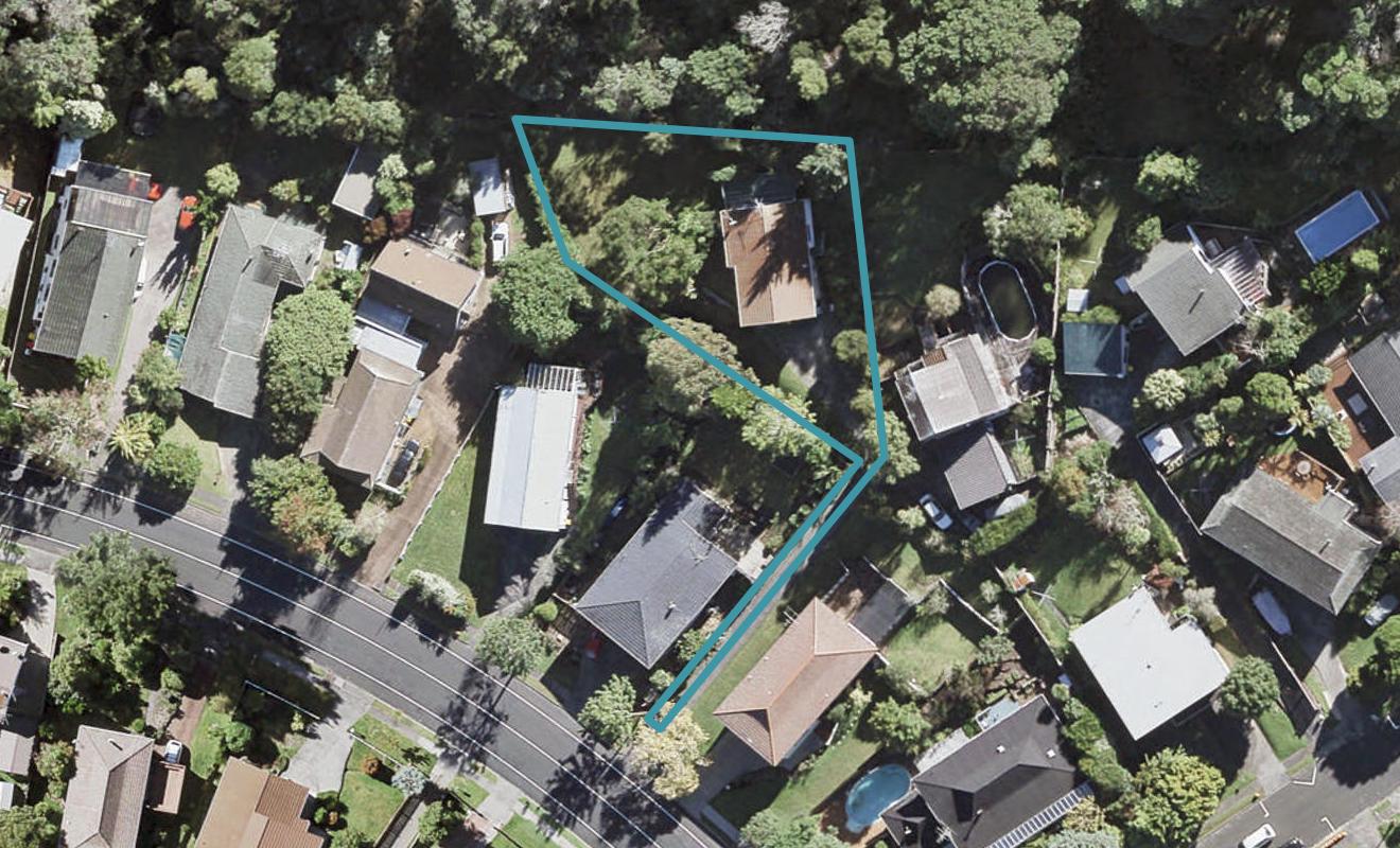 77 John Downs Drive, Browns Bay, Auckland - Carousel 1