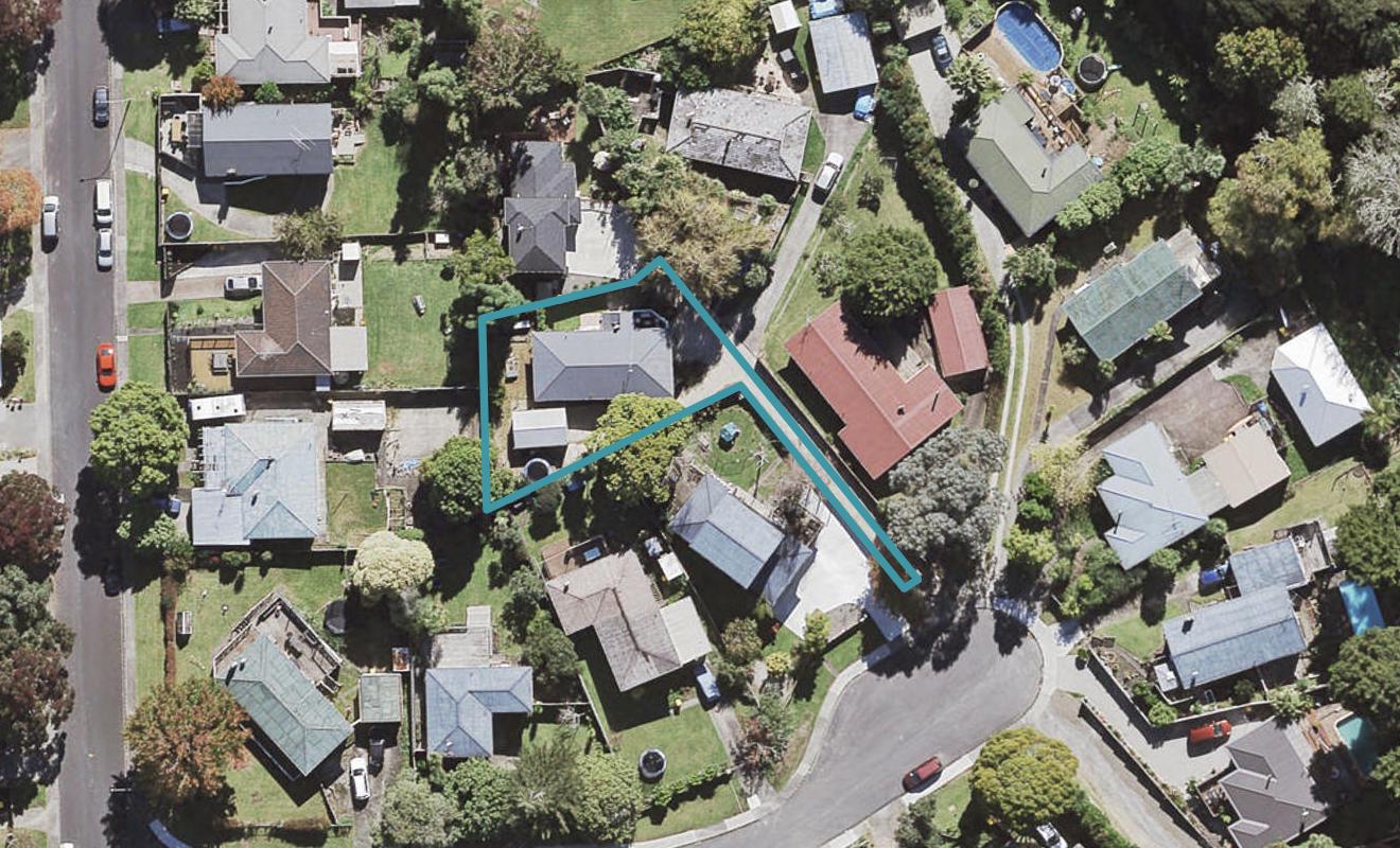 10 Beeche Place, Birkdale, Auckland - Carousel 1