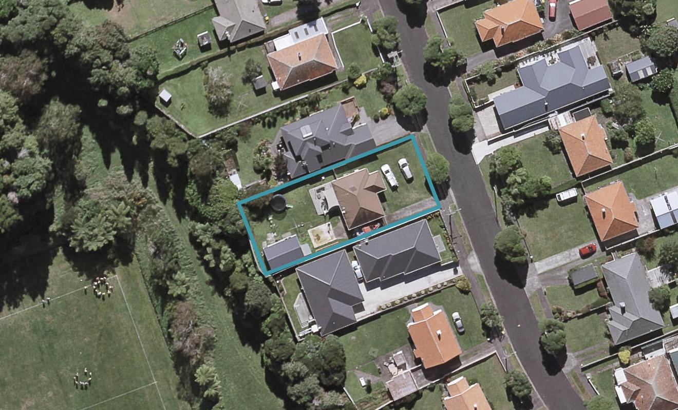 19 Plympton Street, Brooklands, New Plymouth - Carousel 1