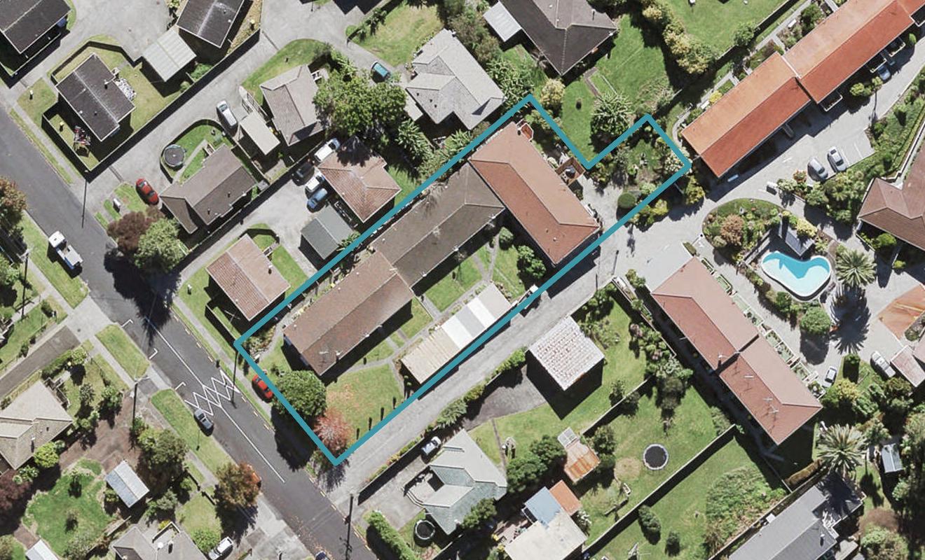 7/14 Willerton Avenue, New Lynn, Auckland - Carousel 1