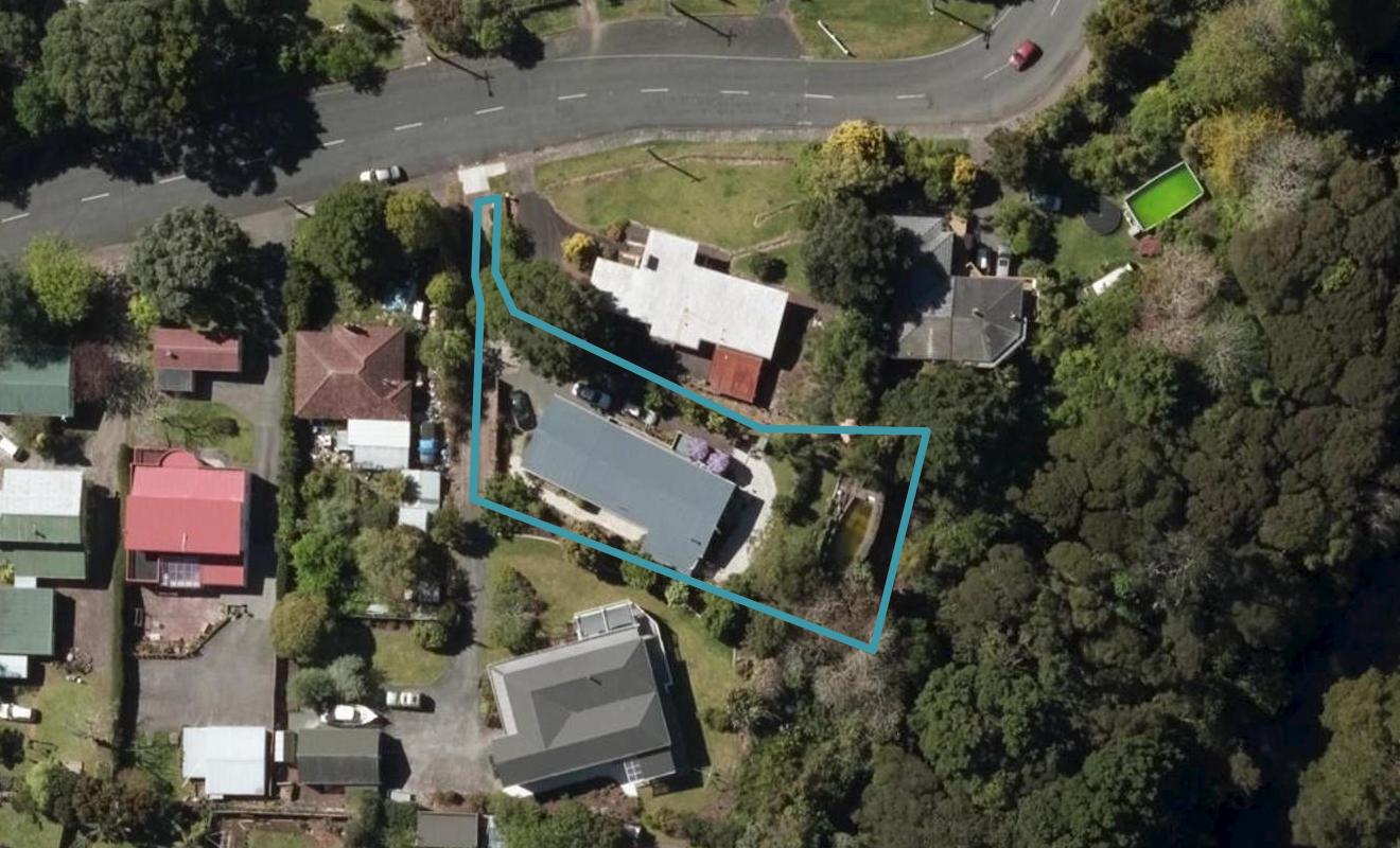 12 Whareora Road, Kensington, Whangarei - Carousel 1