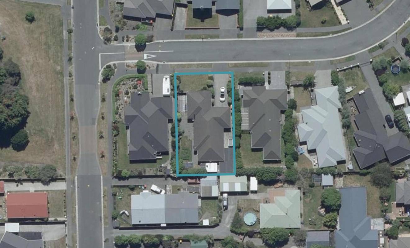 4 Foresters Crescent, Parklands, Christchurch - Carousel 1