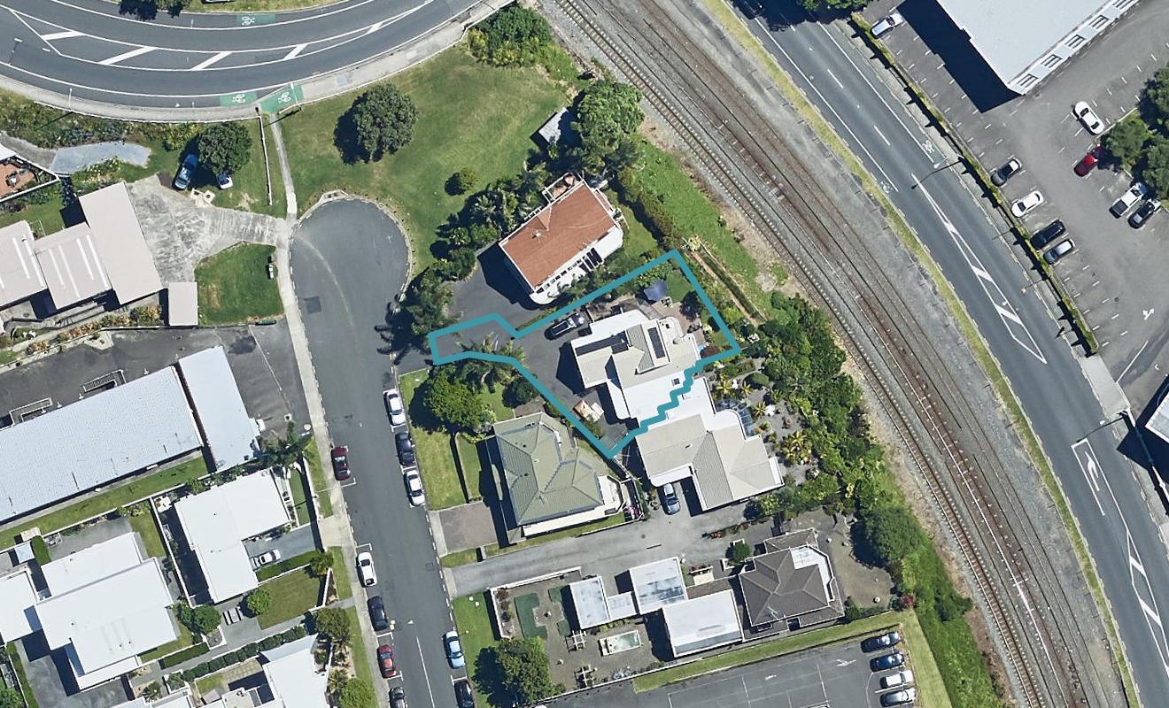 51 Cliff Road, Tauranga, Tauranga - Carousel 1