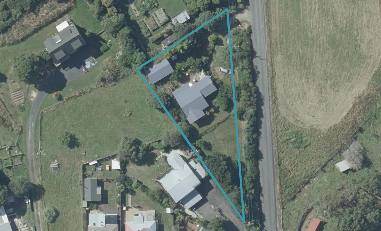 4 Creamery Road, Ocean View, Dunedin - Carousel 1