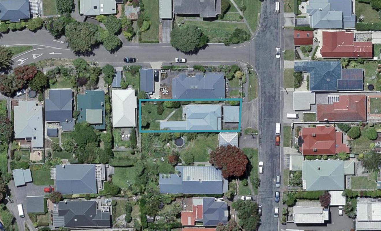 19 Farm Road, Northland, Wellington - Carousel 1