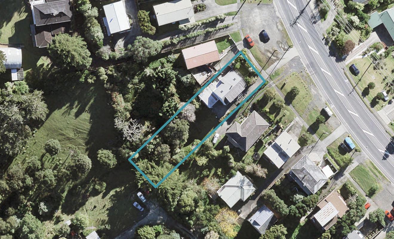 1024 East Coast Road, Fairview Heights, Auckland - Carousel 1