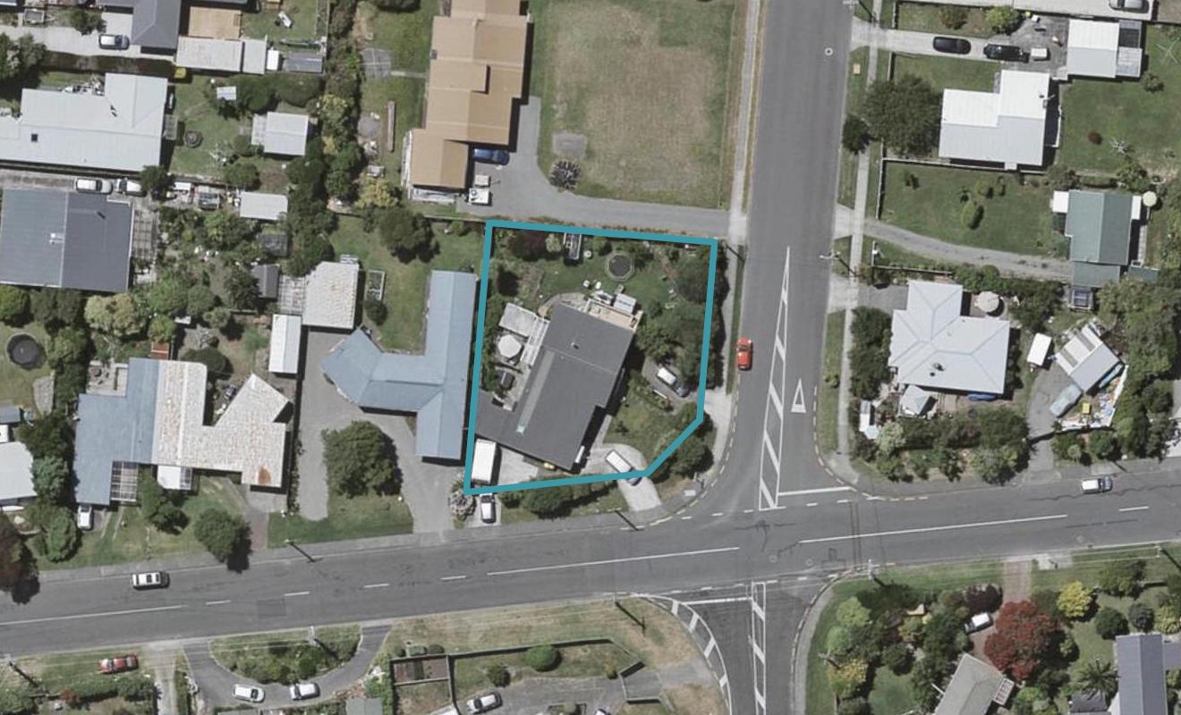 43 Menin Road, Raumati South, Paraparaumu - Carousel 1