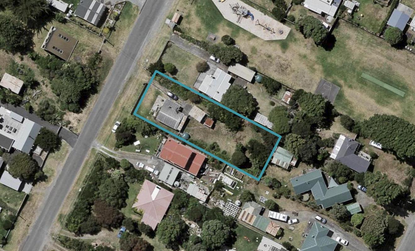 8 Dixie Street, Te Horo Beach - Carousel 1
