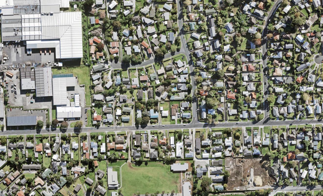 88 Wharf Road, Te Atatu Peninsula, Auckland - Carousel 1