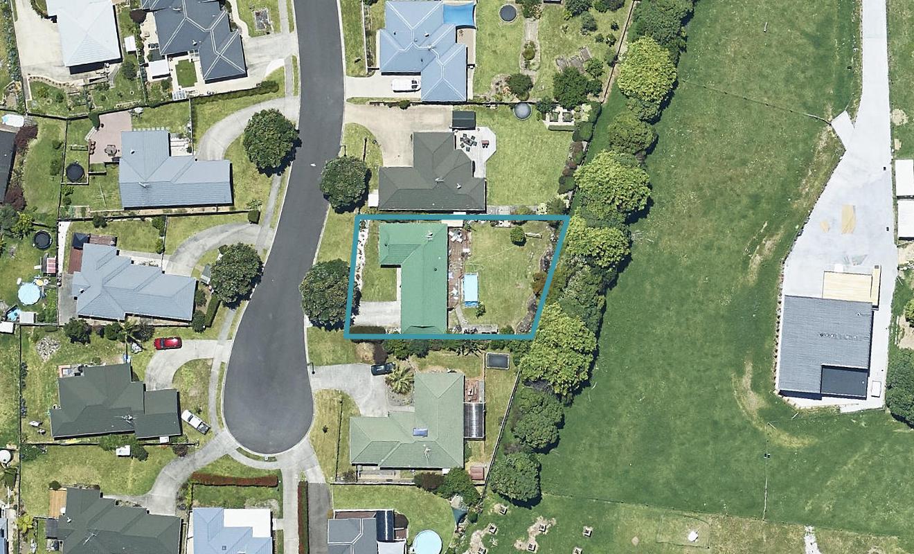 18 Highcroft Place, Welcome Bay, Tauranga - Carousel 1