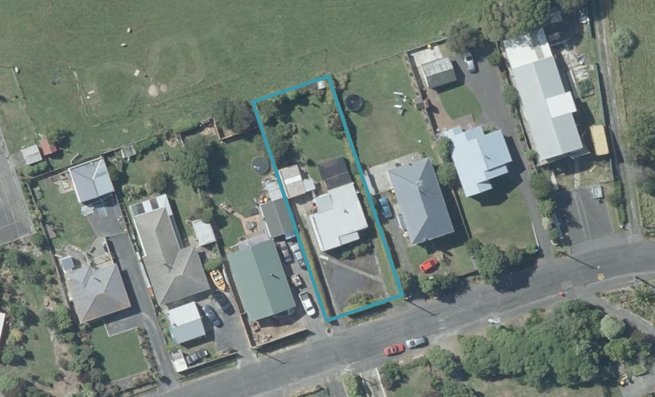 15 John Street, Ocean View, Dunedin - Carousel 1