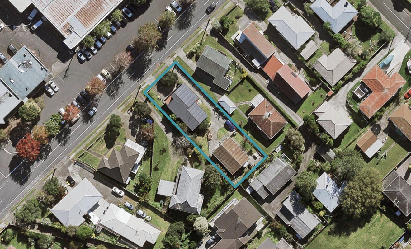 2/17 College Road, Northcote, Auckland - Carousel 1