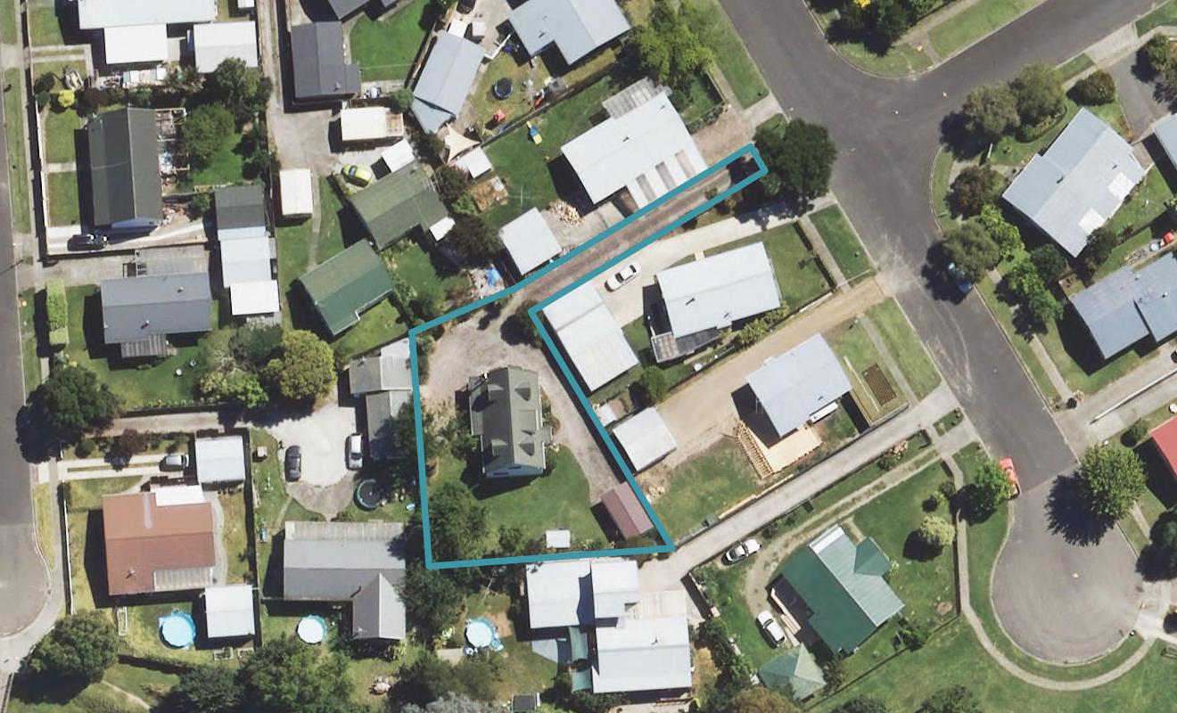 11 Loisel Street, Riverdale, Gisborne - Carousel 1