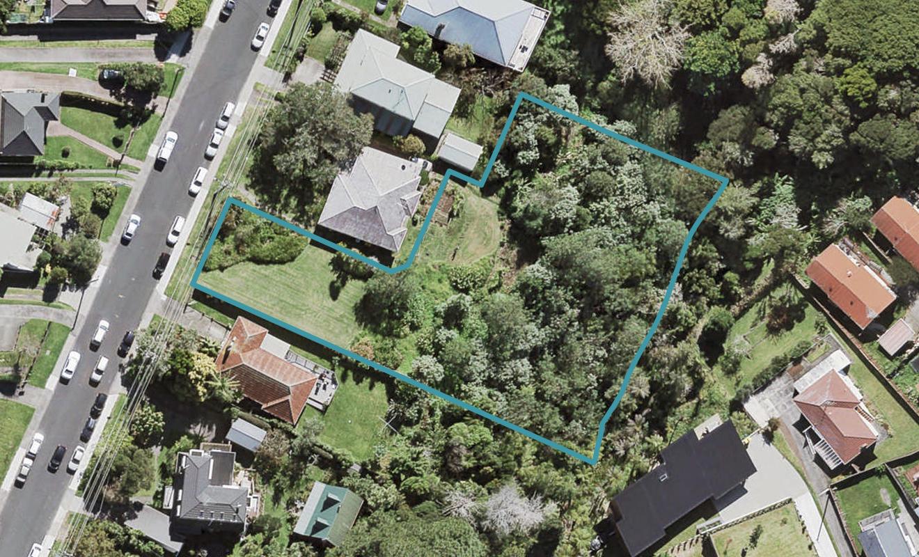 7 Verbena Road, Birkdale, Auckland - Carousel 1