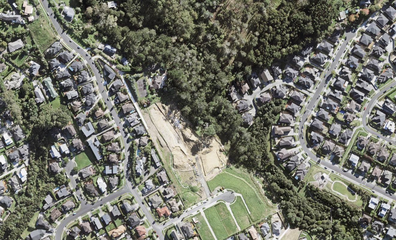 12 Countryside Way, Fairview Heights, Auckland - Carousel 1