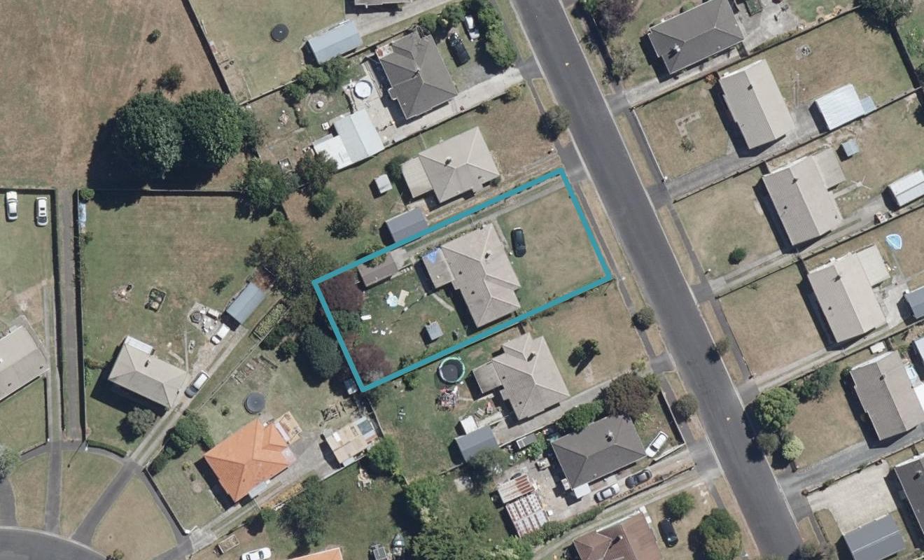 21 Paul Crescent, Fairfield, Hamilton - Carousel 1