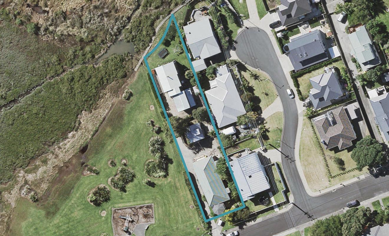 1/42 Kawerau Avenue, Devonport, Auckland - Carousel 1