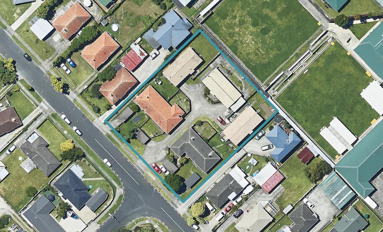 13E Twentyfirst Avenue, Gate Pa, Tauranga - Carousel 1