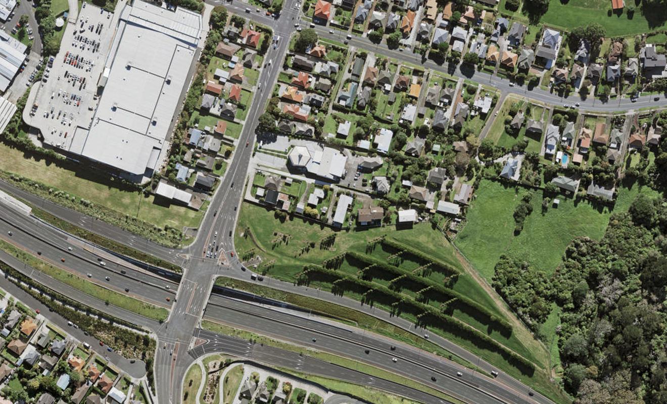 2/106 Hillsborough Road, Hillsborough, Auckland - Carousel 1