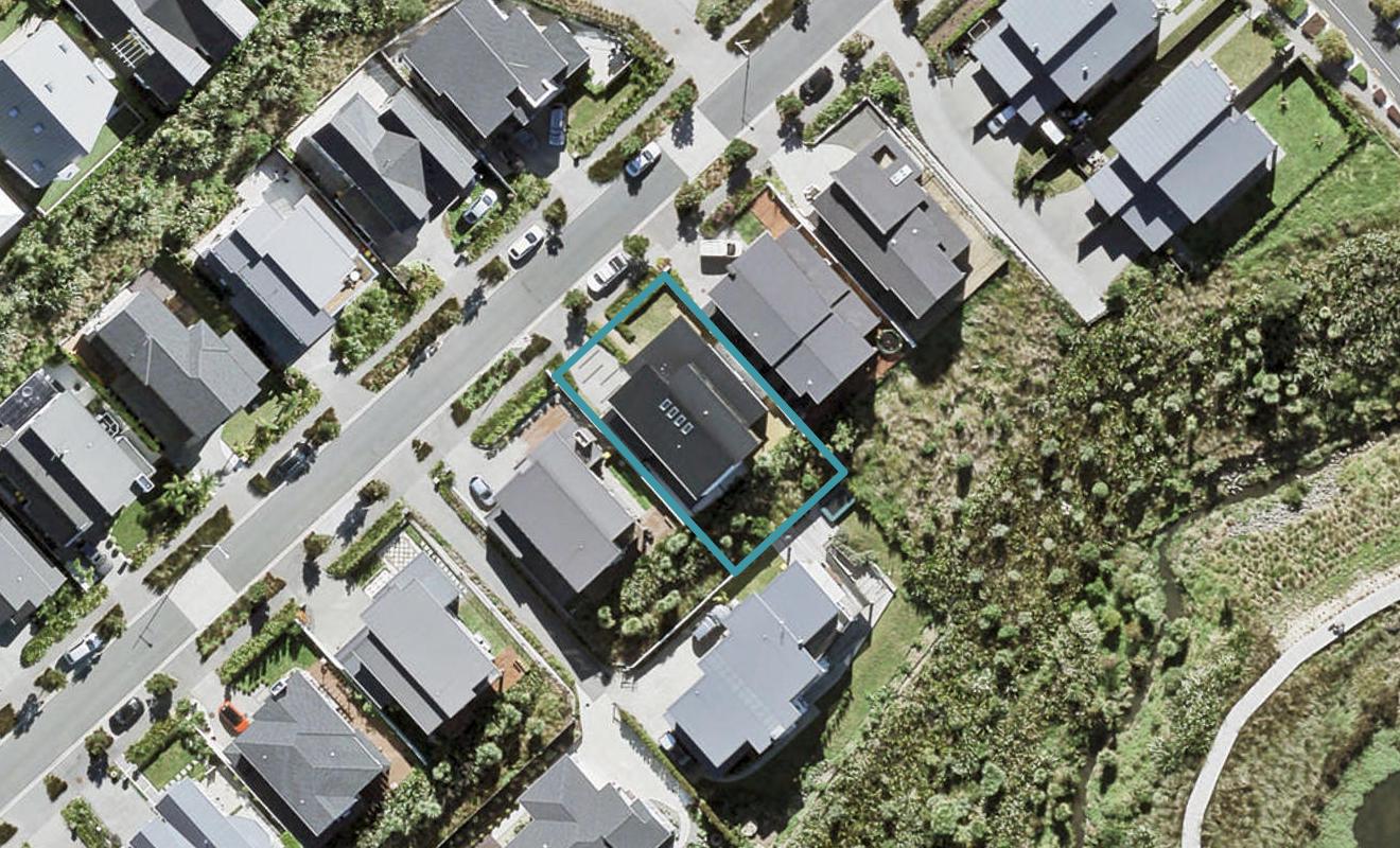 10 Remuremu Street, Long Bay, Auckland - Carousel 1