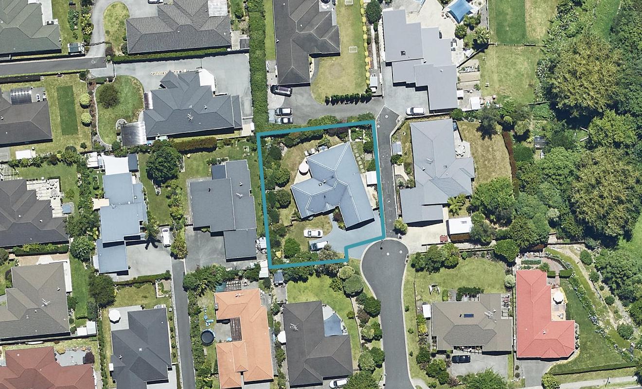 5 Calais Place, Ohauiti, Tauranga - Carousel 1