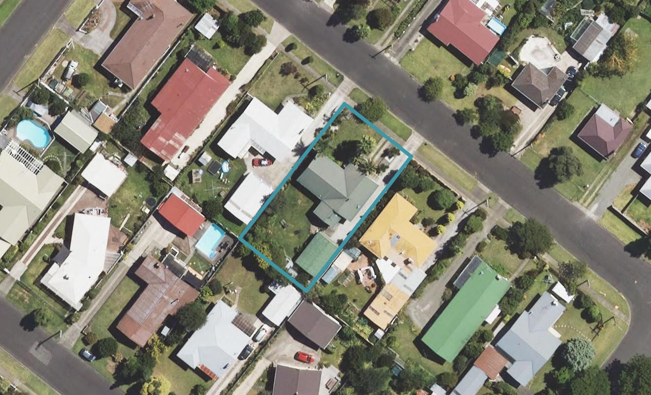 8 Leon Street, Riverdale, Gisborne - Carousel 1
