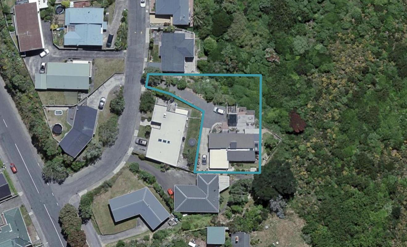 8 Maple Grove, Kingston, Wellington - Carousel 1