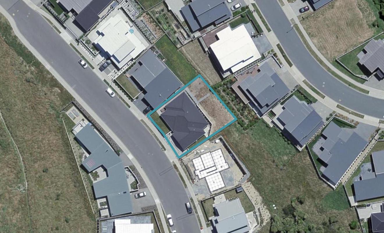 9 Farnworth Tce, Churton Park, Wellington - Carousel 1