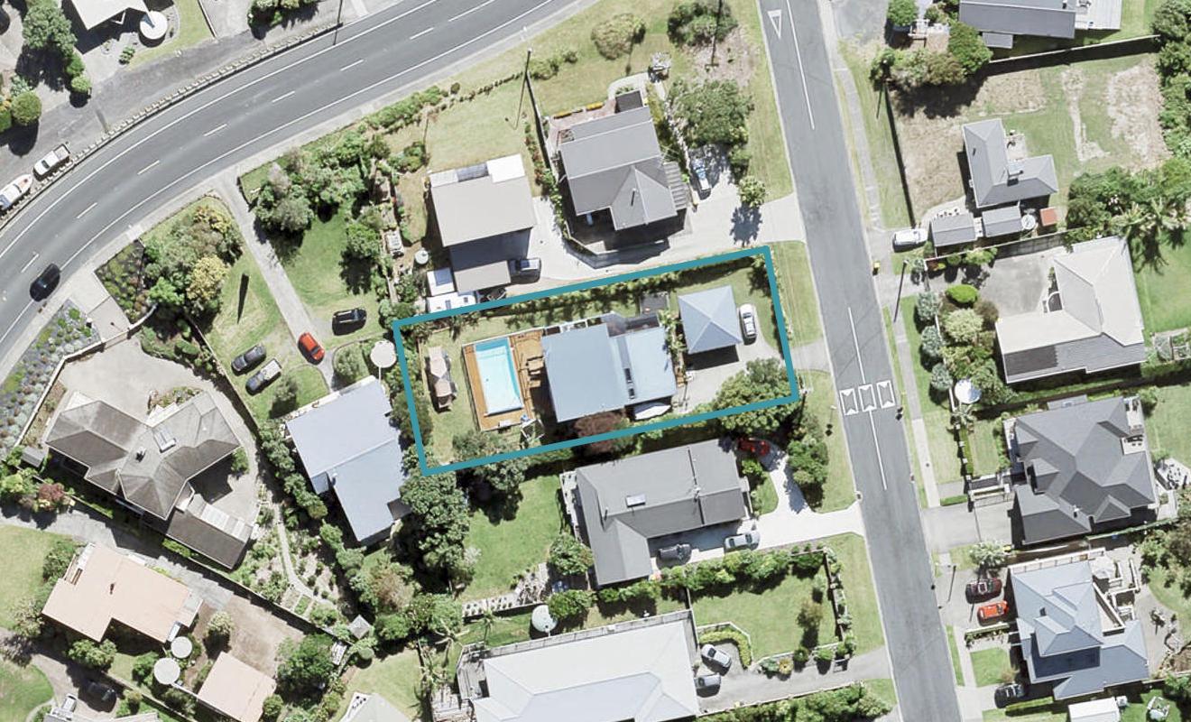 90 Tiri Road, Matakatia, Whangaparaoa - Carousel 1
