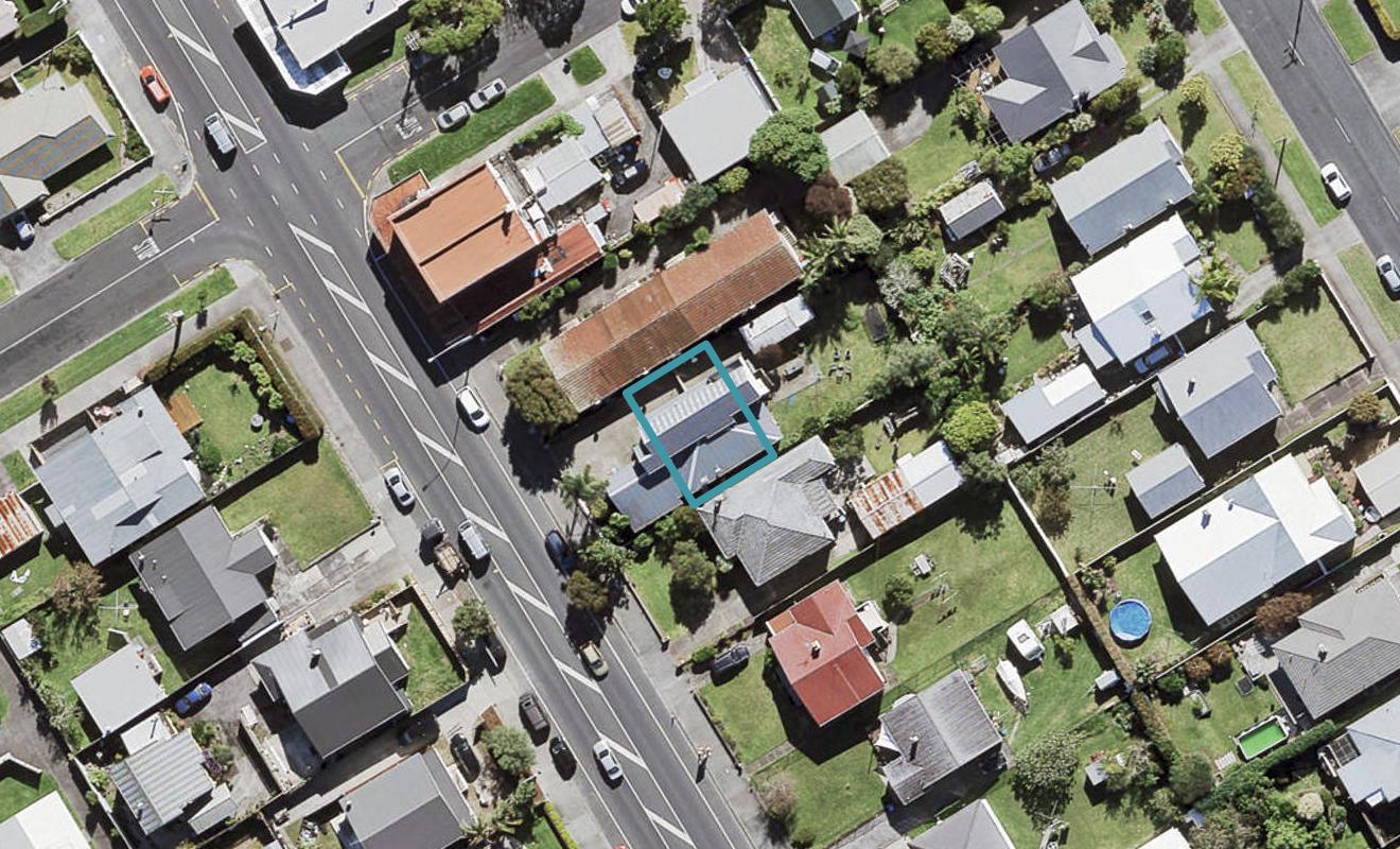 141B Point Chevalier Road, Point Chevalier, Auckland - Carousel 1