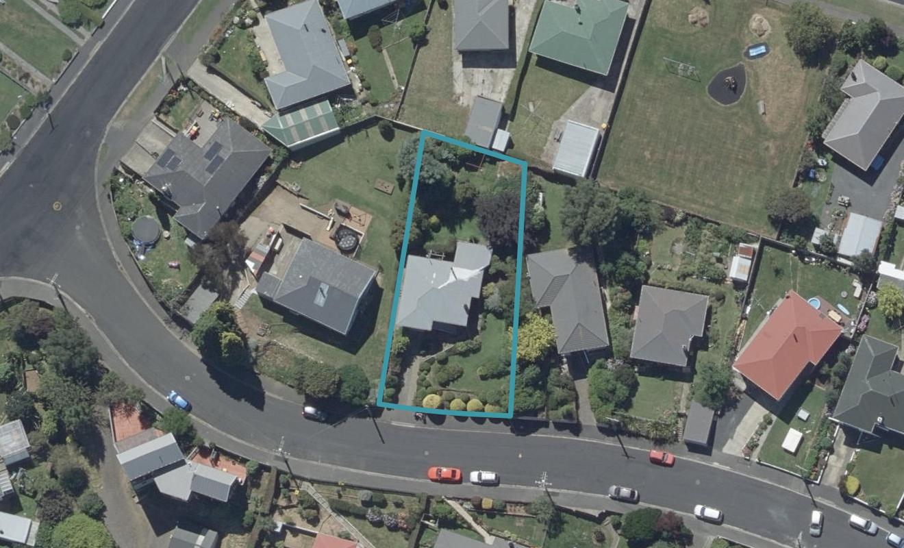 7 Salmond Street, Halfway Bush, Dunedin - Carousel 1