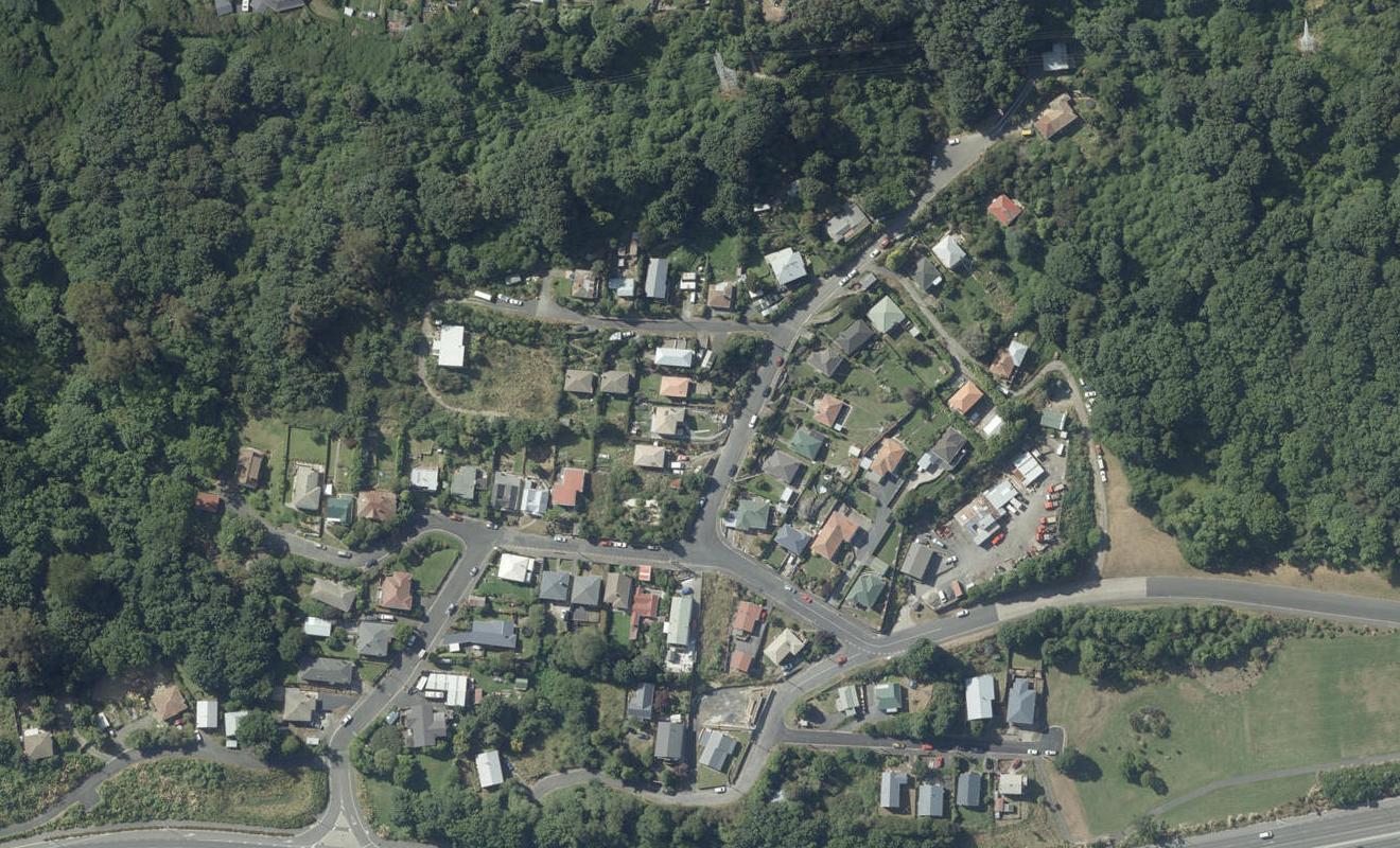 37 Lindsay Road, Lookout Point, Dunedin - Carousel 1