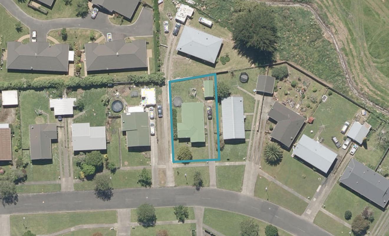 47 Hackett Street, Whanganui East, Whanganui - Carousel 1