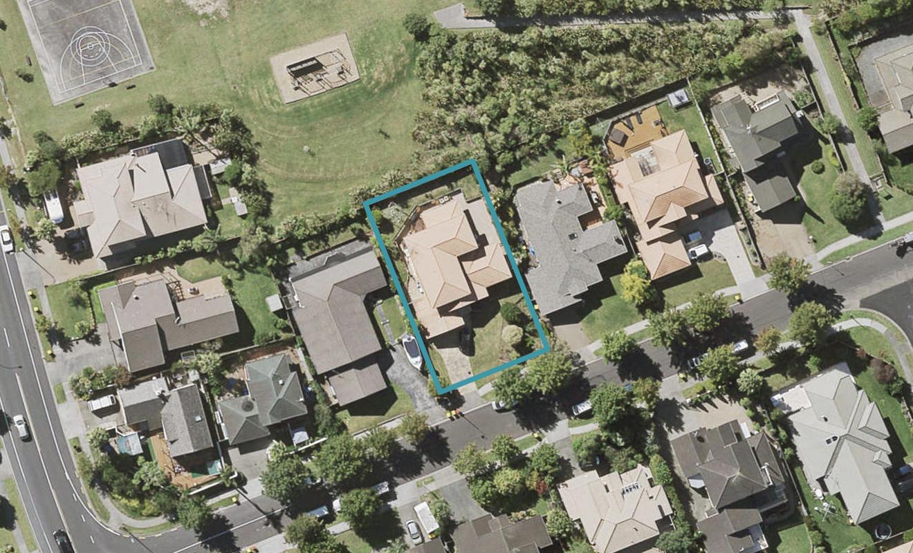 35 Arirang Rise, Pinehill, Auckland - Carousel 1