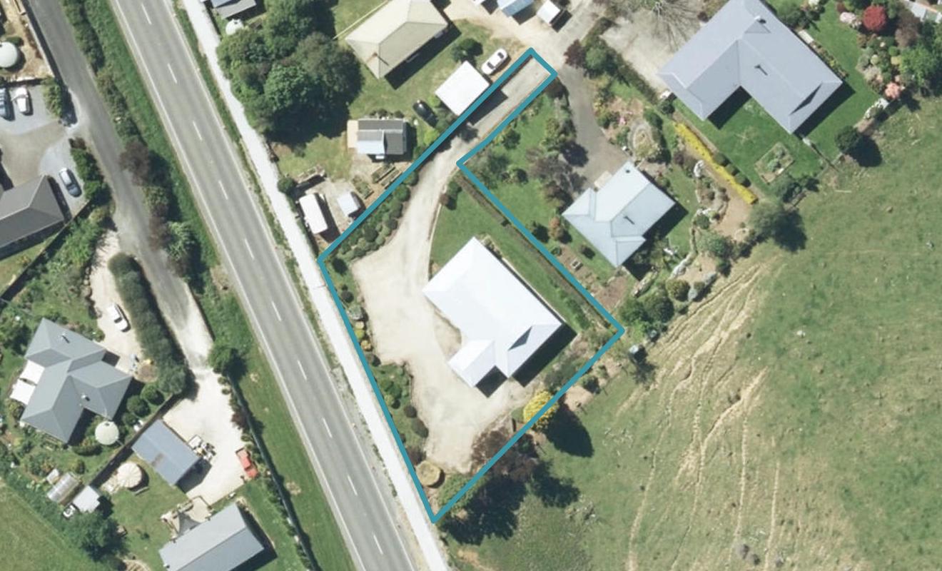 14 Park Avenue, Takaka - Carousel 1