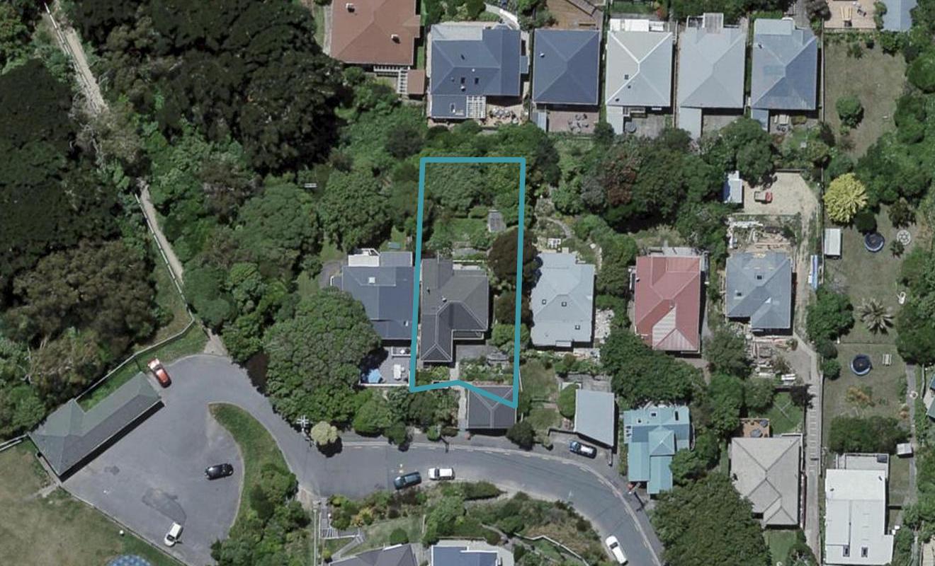 42 Sutherland Crescent, Melrose, Wellington - Carousel 1